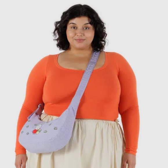 NEW! Medium Nylon Crescent Bag in Embroidered Miffy / NWT - Picture 3 of 16